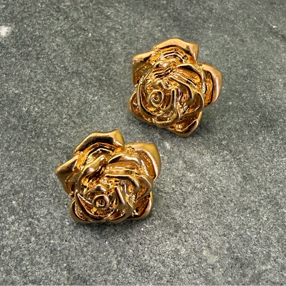 Vintage Avon Gold Rose Stud Earrings